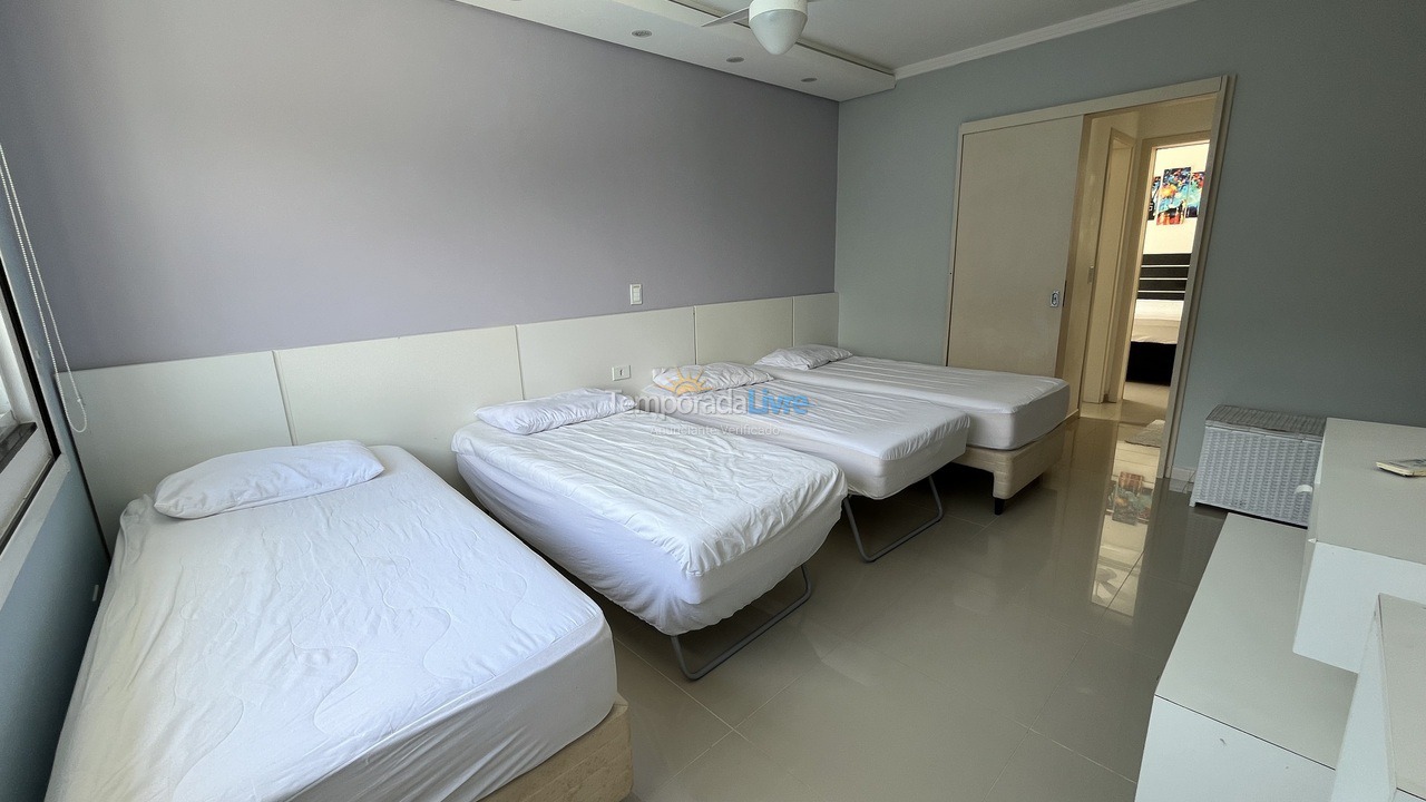 Casa para aluguel de temporada em Matinhos (Caiobá)