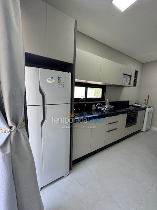 Apartment for vacation rental in Bombinhas (Praia de Bombas)