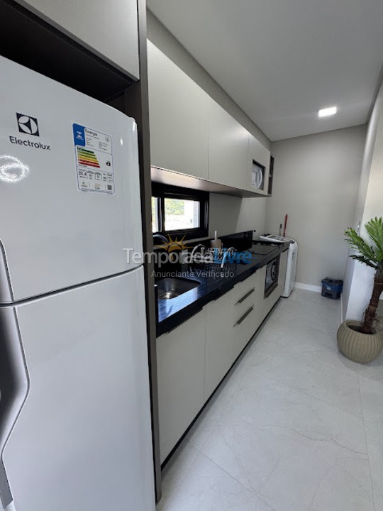 Apartment for vacation rental in Bombinhas (Praia de Bombas)