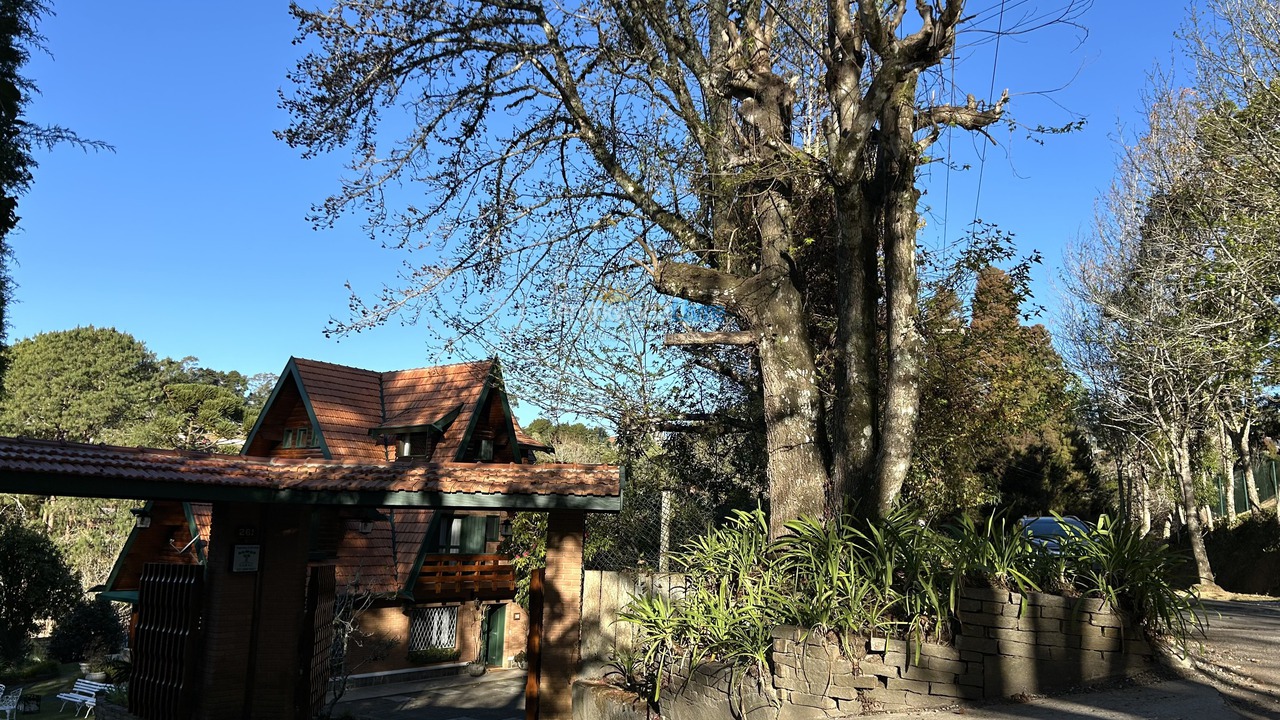 Casa para alquiler de vacaciones em Campos do Jordão (Alto do Capivari)