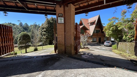 Casa de lujo en Campos do Jordão, Alto do Capivari