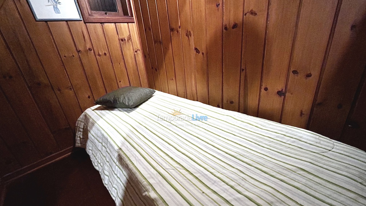 Casa para alquiler de vacaciones em Campos do Jordão (Alto do Capivari)