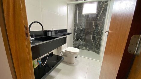 Casa com piscina em Bombas/Bombinhas.