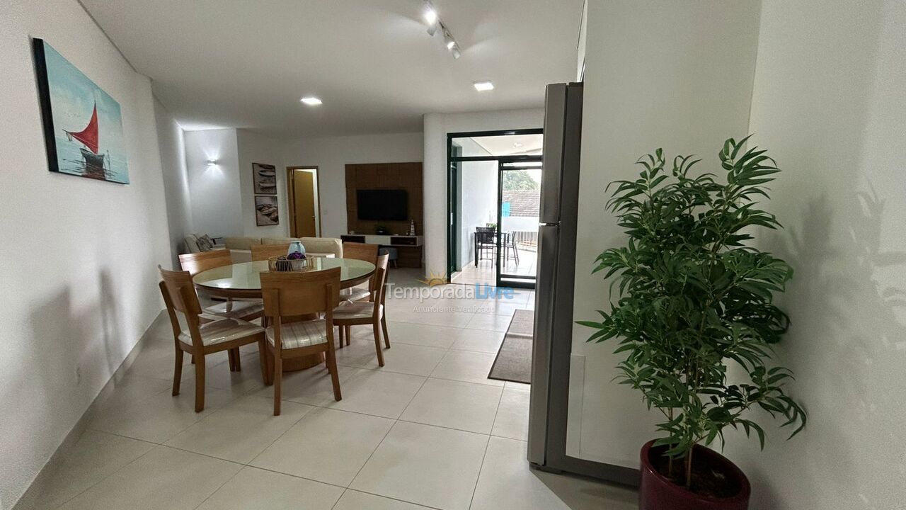 Apartment for vacation rental in Ubatuba (Praia Grande)