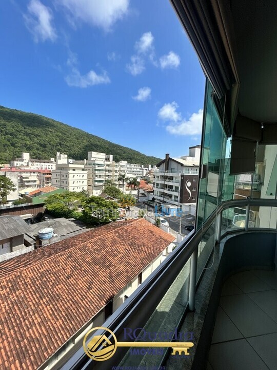 Casa para aluguel de temporada em Bombinhas (Praia de Bombas)