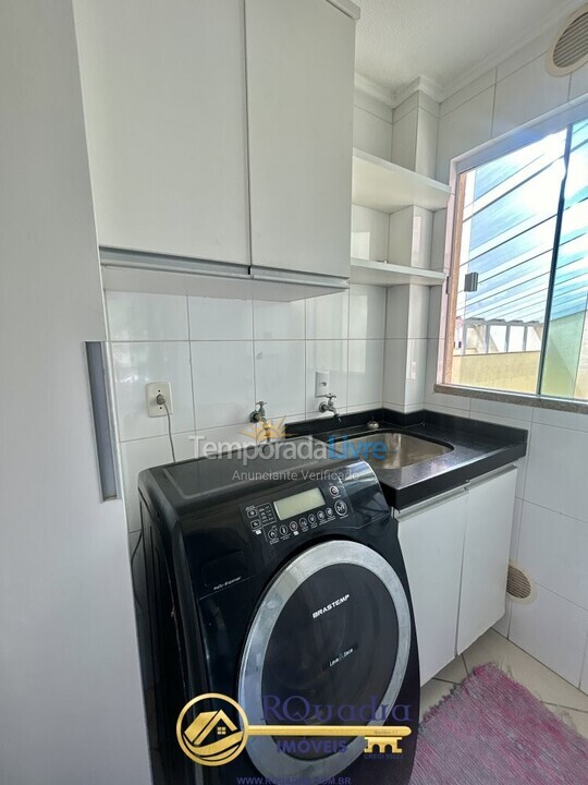 Casa para aluguel de temporada em Bombinhas (Praia de Bombas)