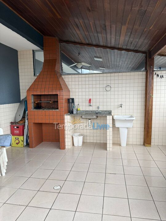 Apartamento para aluguel de temporada em Caraguatatuba (Massaguaçu)