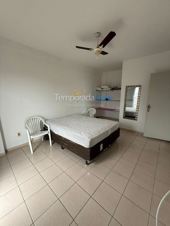 Apartamento para aluguel de temporada em Caraguatatuba (Massaguaçu)