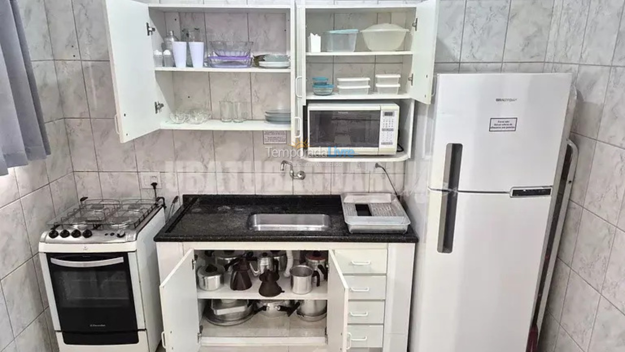 Apartamento para aluguel de temporada em Ubatuba (Enseada)