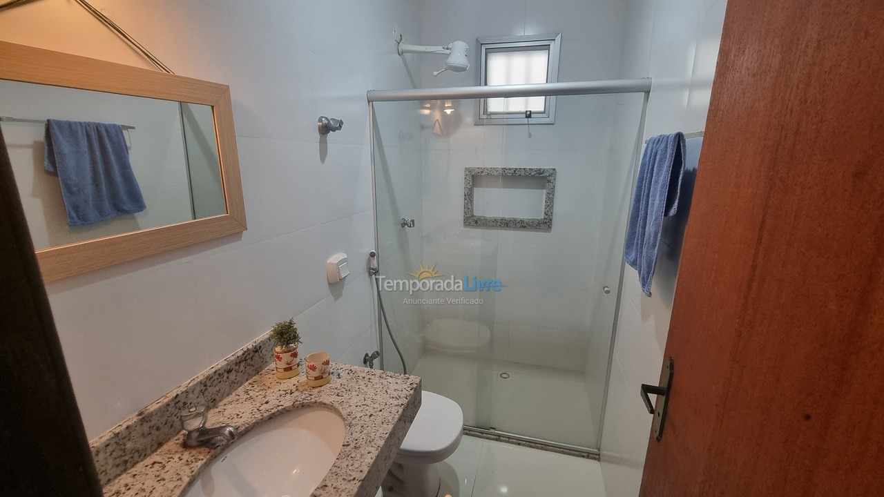 Apartamento para aluguel de temporada em Guarapari (Praia do Morro Para Alugar)