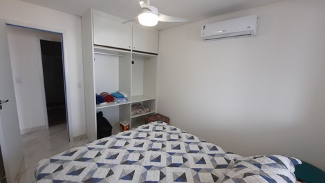 Comfort apartment with 2 bedrooms, suite, balcony, air conditioning