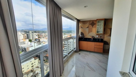 Comfort apartment with 2 bedrooms, suite, balcony, air conditioning