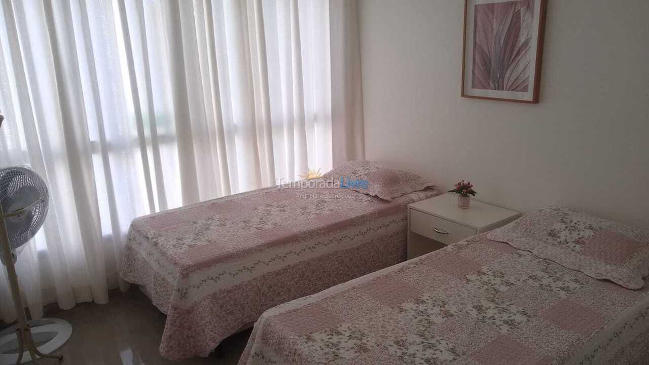 Apartamento para alquiler de vacaciones em Guarujá (Pitangueiras)