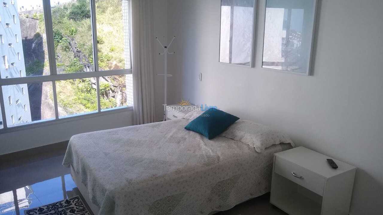 Apartamento para alquiler de vacaciones em Guarujá (Pitangueiras)