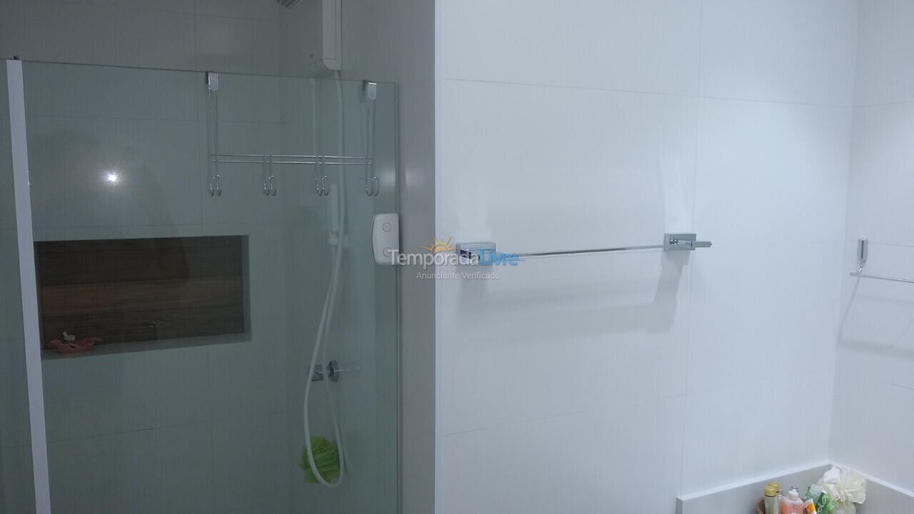 Apartamento para alquiler de vacaciones em Guarujá (Pitangueiras)