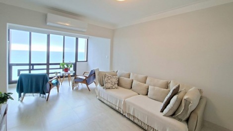 Apartment in Jurerê with Sea View