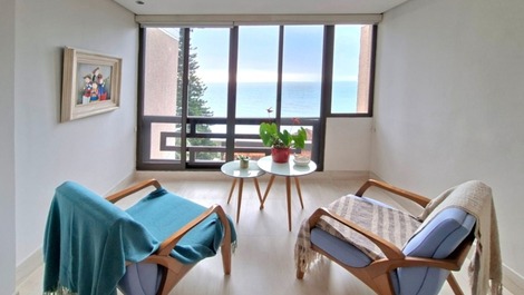 Apartment in Jurerê with Sea View