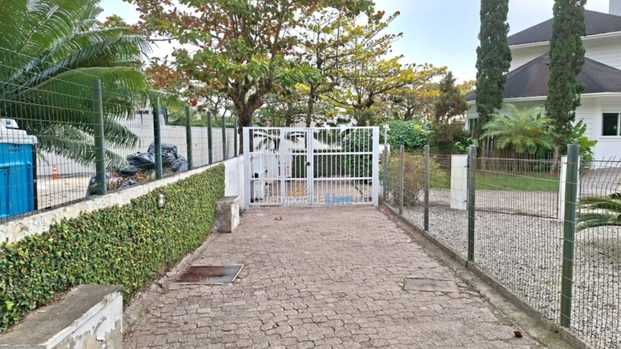 Apartment for vacation rental in Florianopolis (Jurerê)