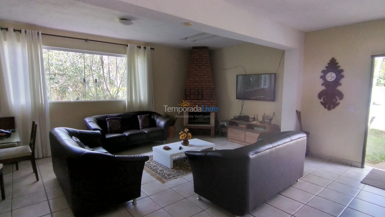 Granja para alquiler de vacaciones em Mogi das Cruzes (Biritiba Ussu)