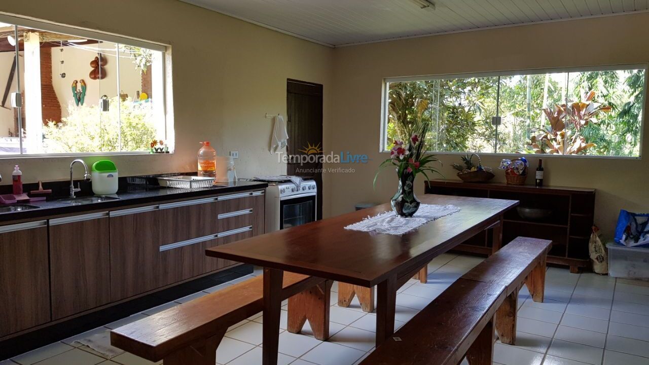 Granja para alquiler de vacaciones em Mogi das Cruzes (Biritiba Ussu)