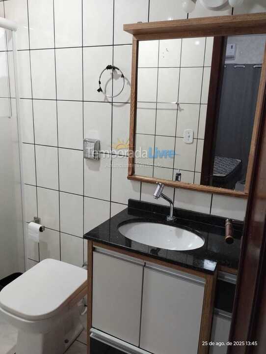 Apartamento para aluguel de temporada em Itapema (Meia Praia)