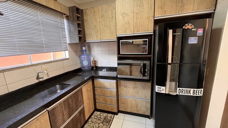 Your Refuge in Bombinhas – Airy House Near the Beach