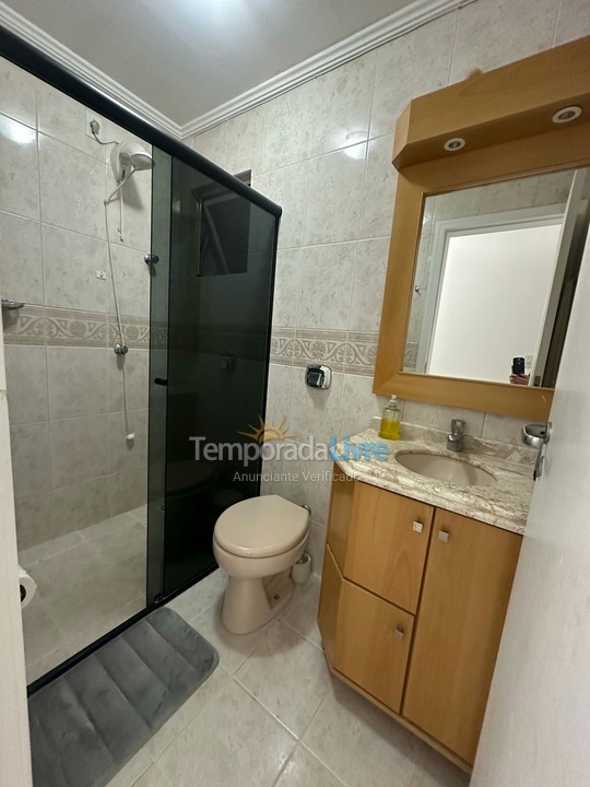 Apartamento para alquiler de vacaciones em Itapema (Meia Praia)