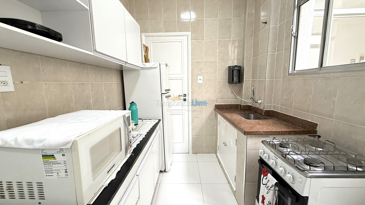 Apartamento para aluguel de temporada em Guarujá (Pitangueiras)