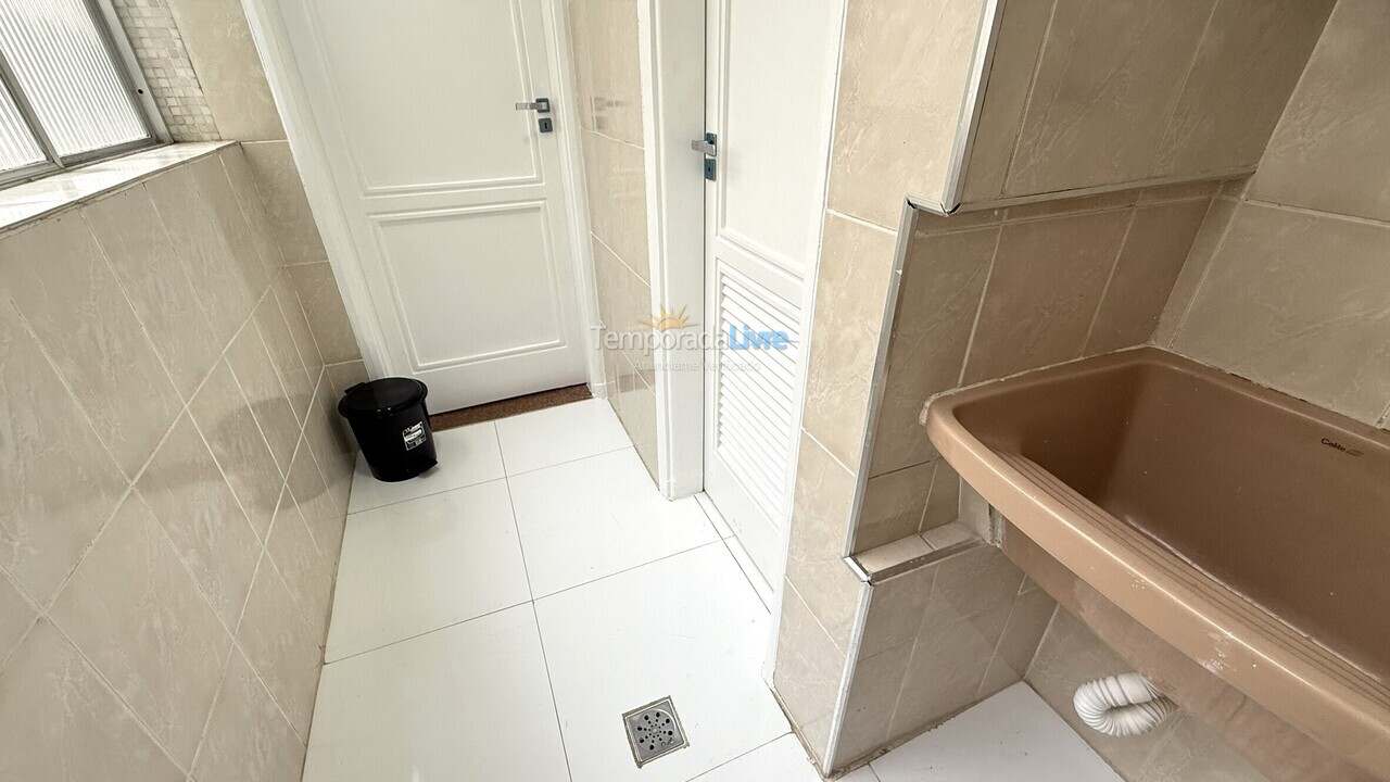 Apartamento para aluguel de temporada em Guarujá (Pitangueiras)