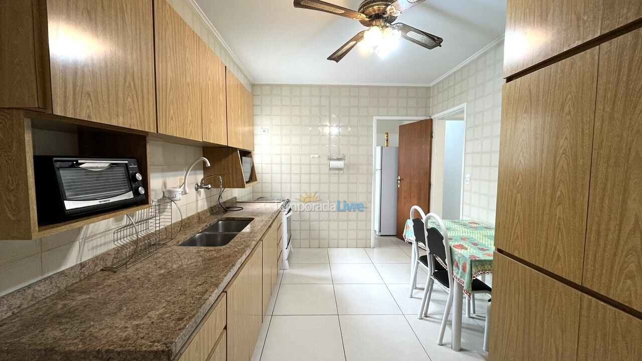 Apartamento para alquiler de vacaciones em Guarujá (Pitangueiras)