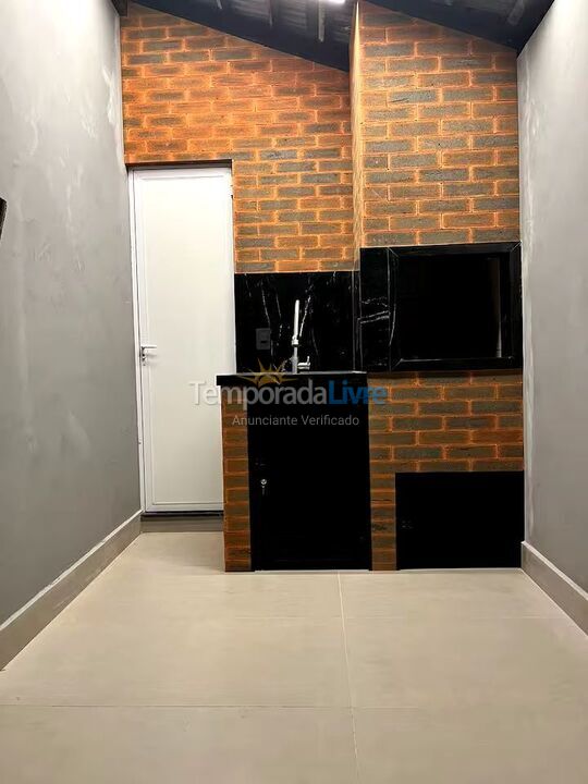 Casa para aluguel de temporada em Bombinhas (Canto Grande)