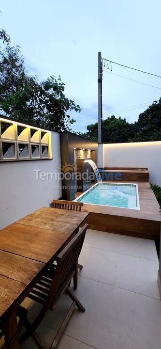 Casa para aluguel de temporada em Bombinhas (Canto Grande)