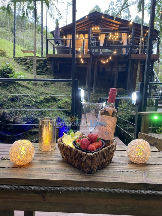 Chácara / sítio para aluguel de temporada em Santo Amaro da Imperatriz (Bairro Pagará)