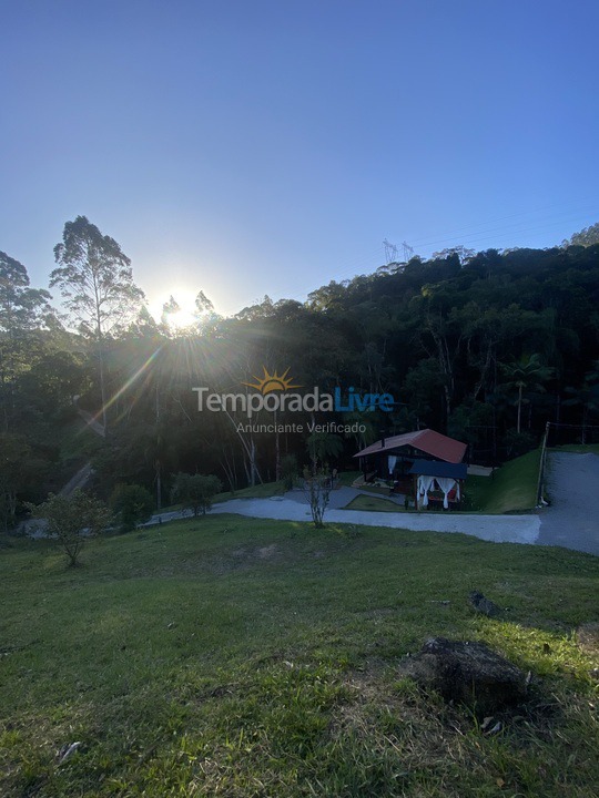 Chácara / sítio para aluguel de temporada em Santo Amaro da Imperatriz (Bairro Pagará)