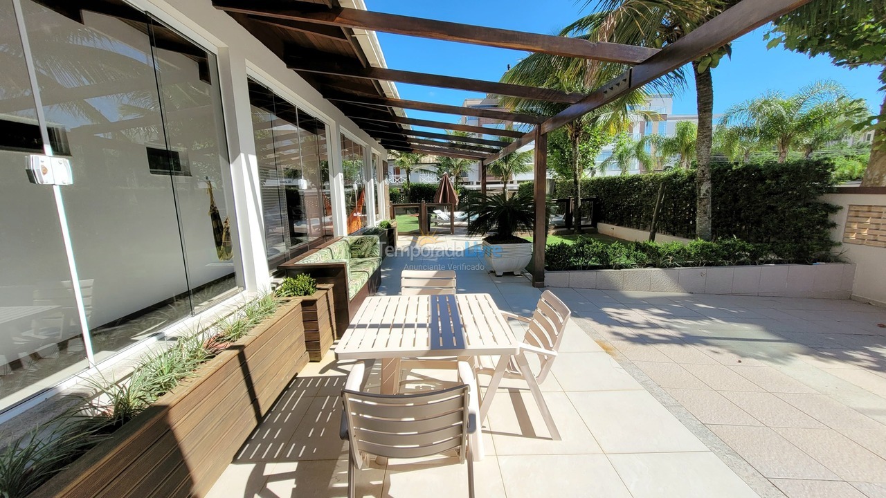 Casa para alquiler de vacaciones em Bombinhas (Mariscal)