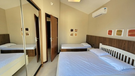 HERMOSA CASA DE 4 HABITACIONES EN PLAYA MARISCAL - CÓDIGO 166