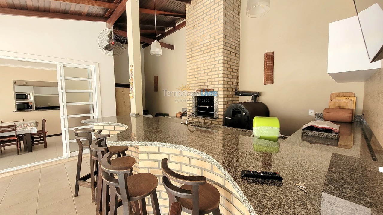 Casa para alquiler de vacaciones em Bombinhas (Mariscal)