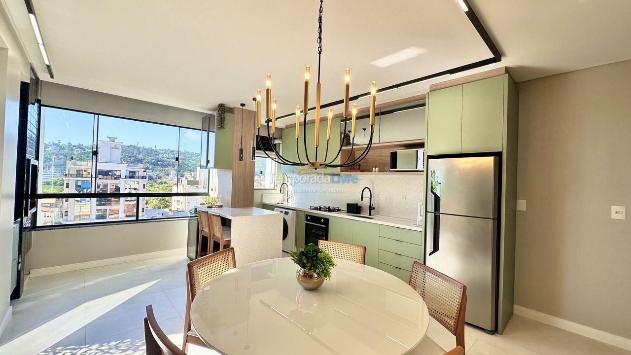 Apartamento para alquiler de vacaciones em Bombinhas (Praia de Bombas)