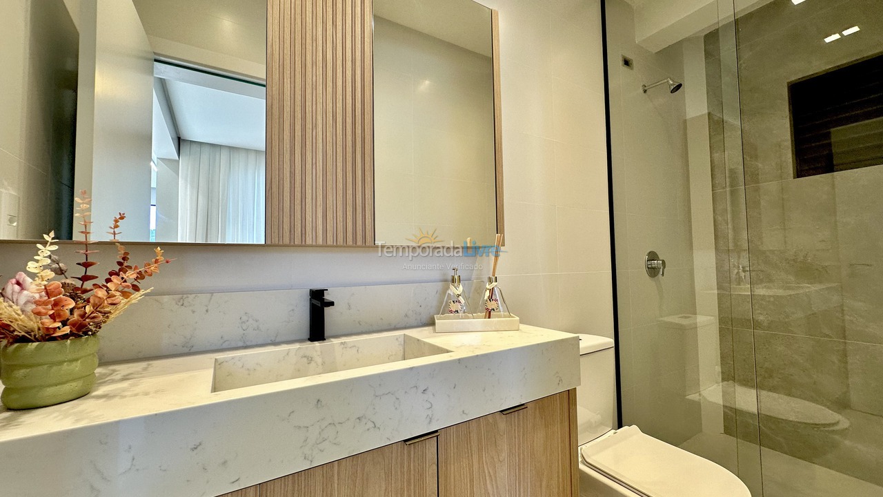 Apartamento para alquiler de vacaciones em Bombinhas (Praia de Bombas)