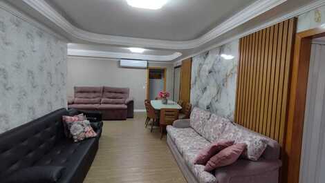 4 bedrooms with 2 air-conditioned suites close to Russi Russi