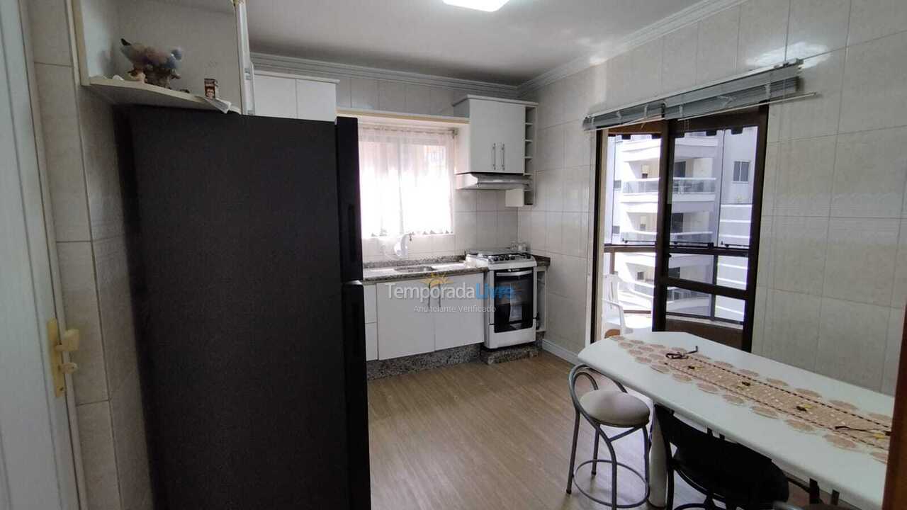 Apartment for vacation rental in Itapema (Meia Praia)