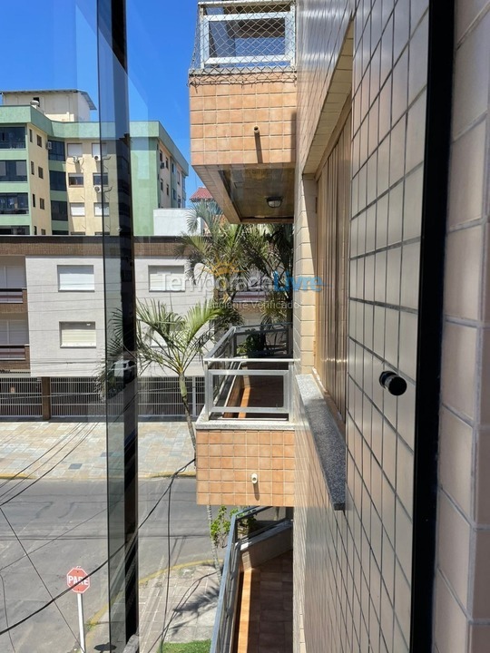 Apartamento para aluguel de temporada em Capão da Canoa (Centro)