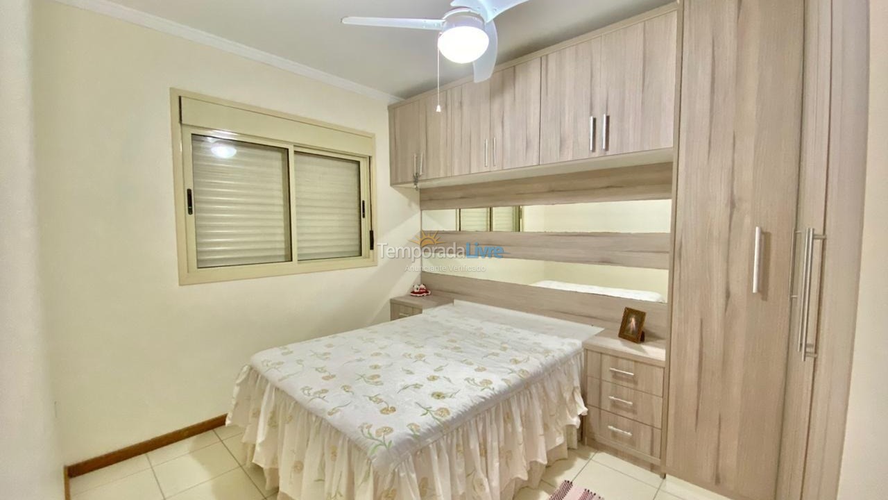 Apartamento para aluguel de temporada em Capão da Canoa (Centro)