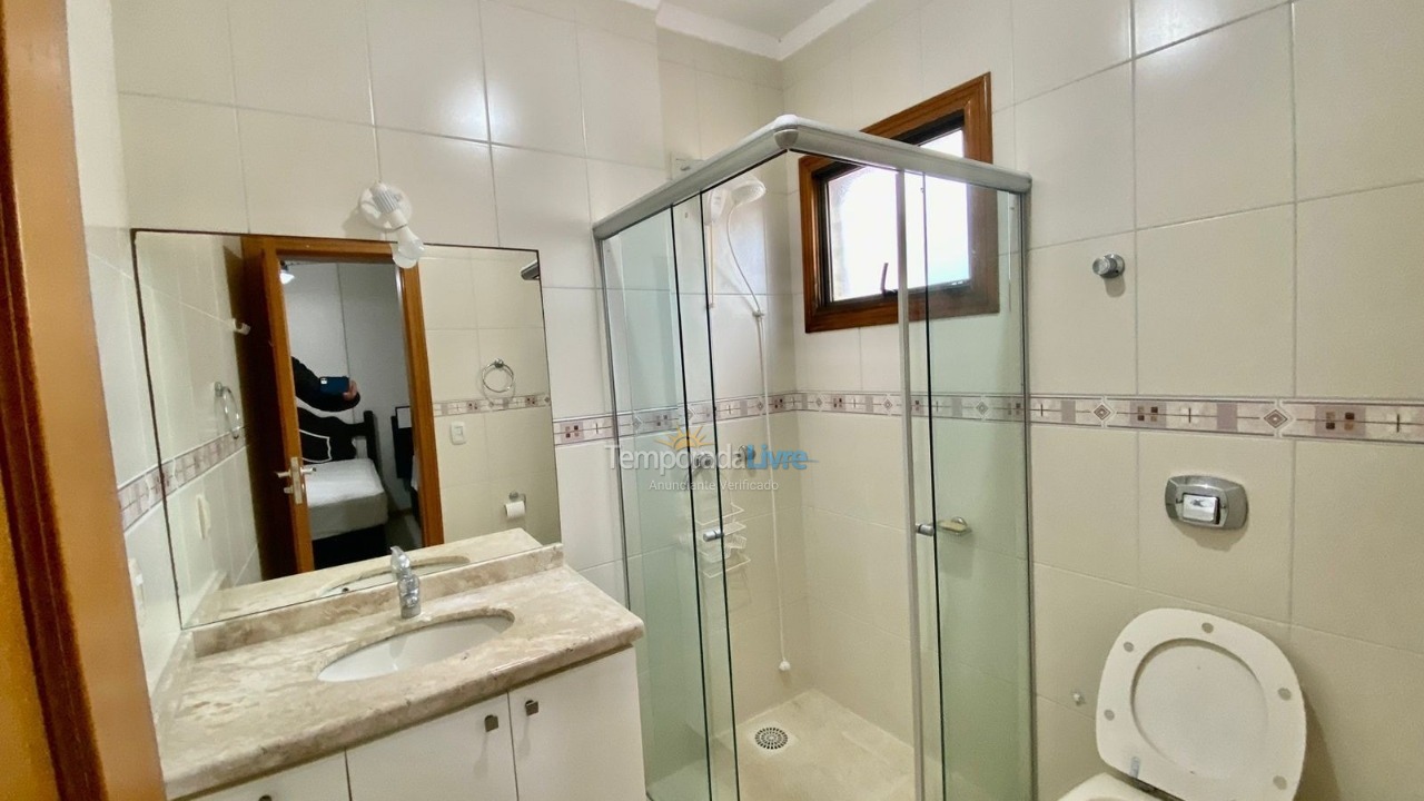 Apartamento para aluguel de temporada em Capão da Canoa (Centro)