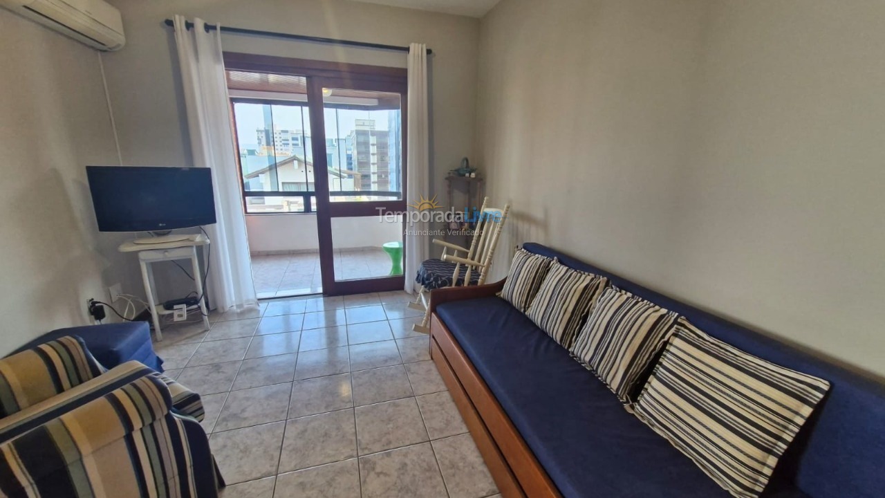 Apartamento para aluguel de temporada em Capão da Canoa (Centro)