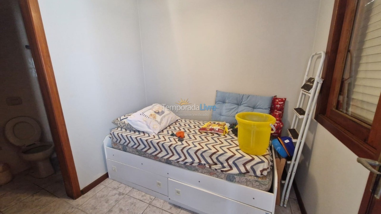 Apartamento para aluguel de temporada em Capão da Canoa (Centro)