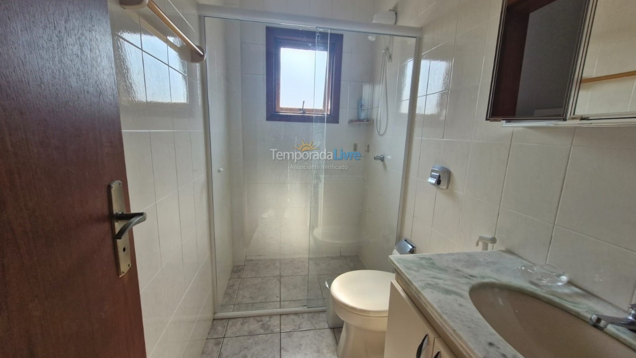 Apartamento para aluguel de temporada em Capão da Canoa (Centro)