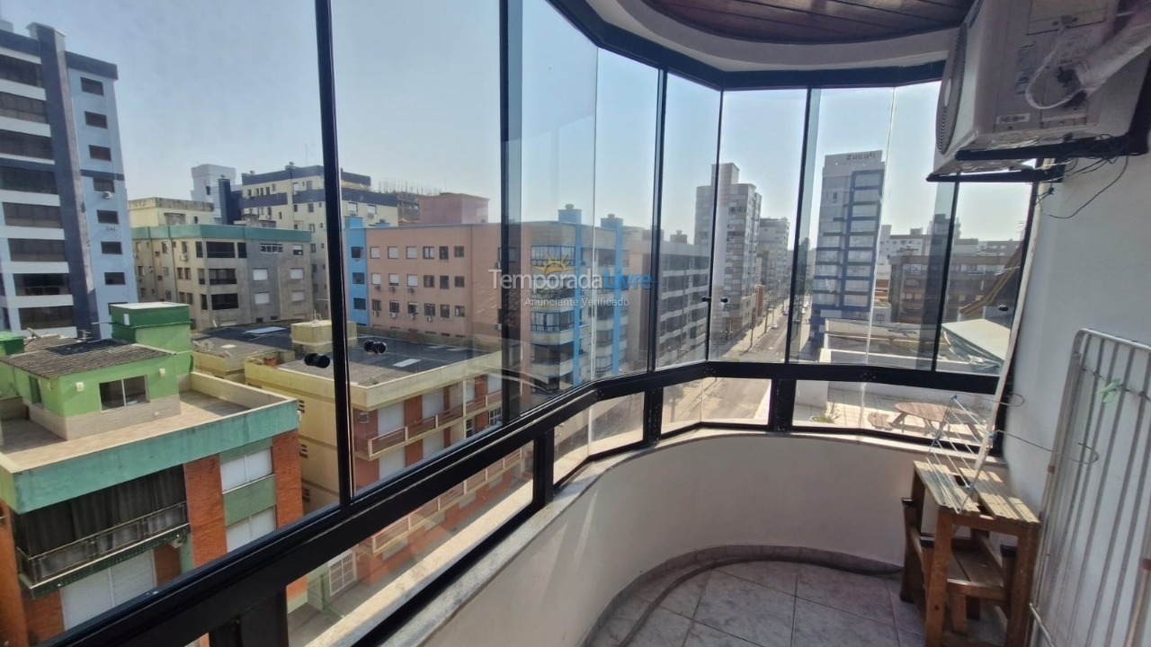 Apartamento para aluguel de temporada em Capão da Canoa (Centro)