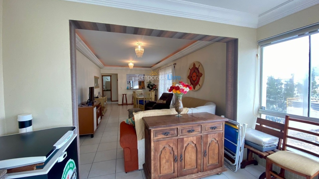 Apartamento para aluguel de temporada em Capão da Canoa (Centro)