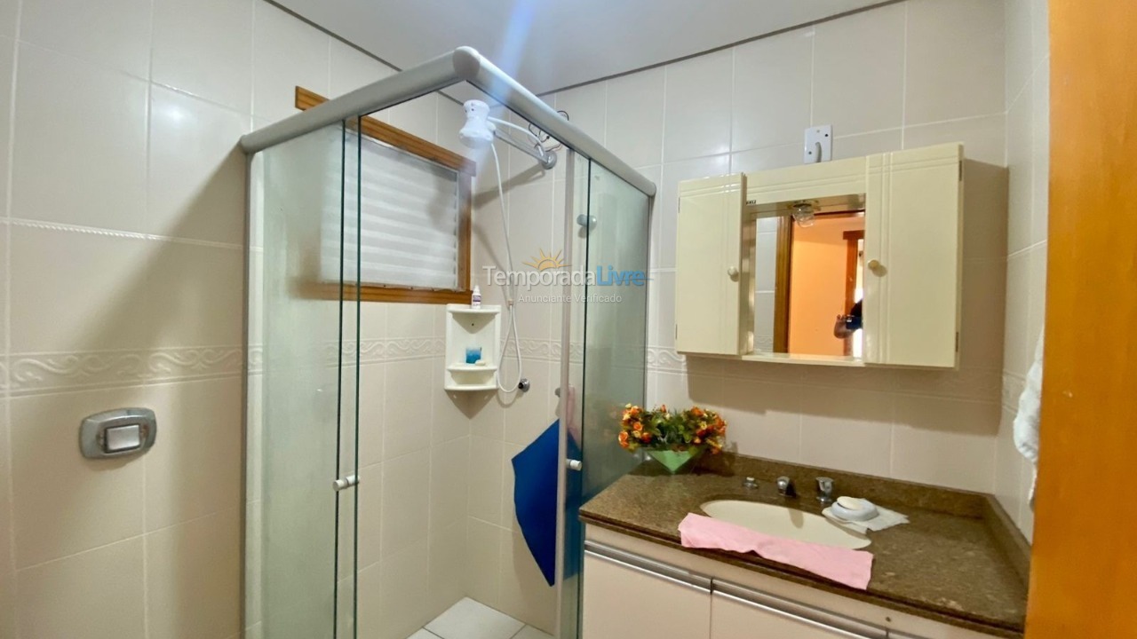 Apartamento para aluguel de temporada em Capão da Canoa (Centro)